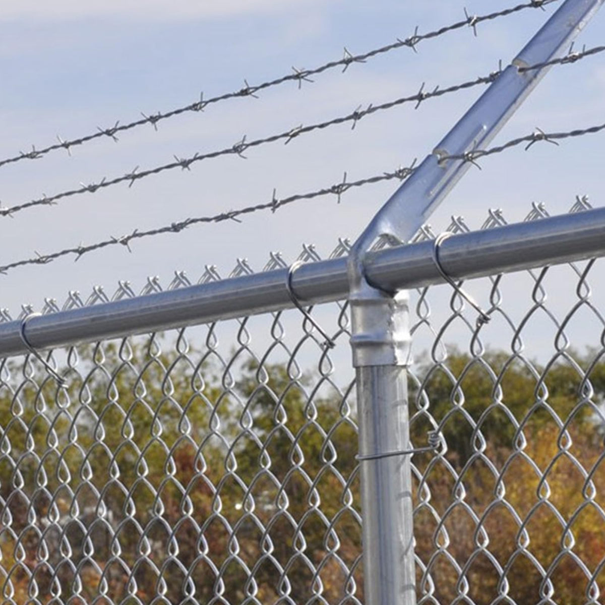 MUXHEL-compatible rail end cap for 1-5/8 inch rails supports sturdy fencing.
