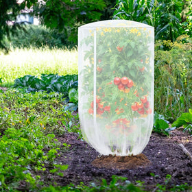 Muximud vertical gardening netting used on balcony for protected crops