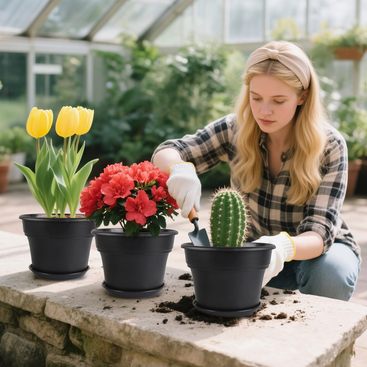 Myfeegoin plant pot removable saucer keeps surfaces clean