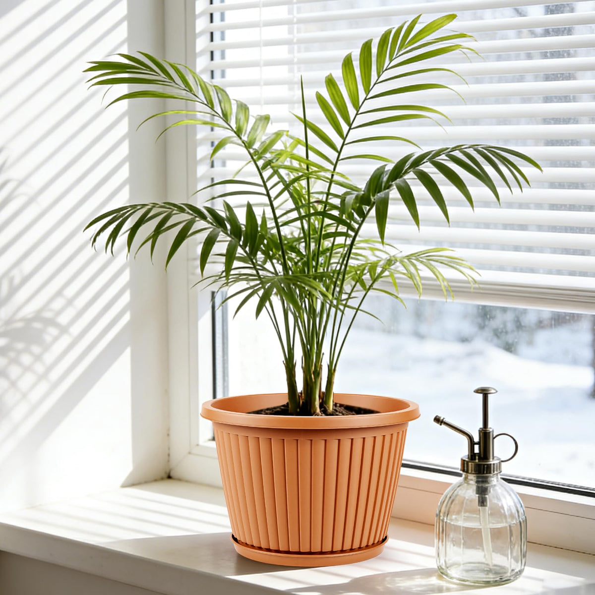 Myfeegoin planter pot is UV and weather resistant for lasting color.