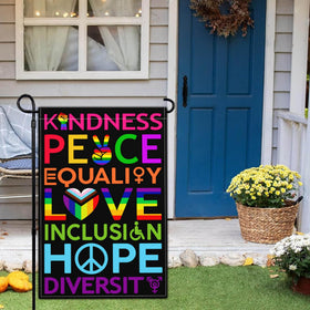 NASIAN outdoor flag for yard decor, weather-resistant colors endure sun and rain.