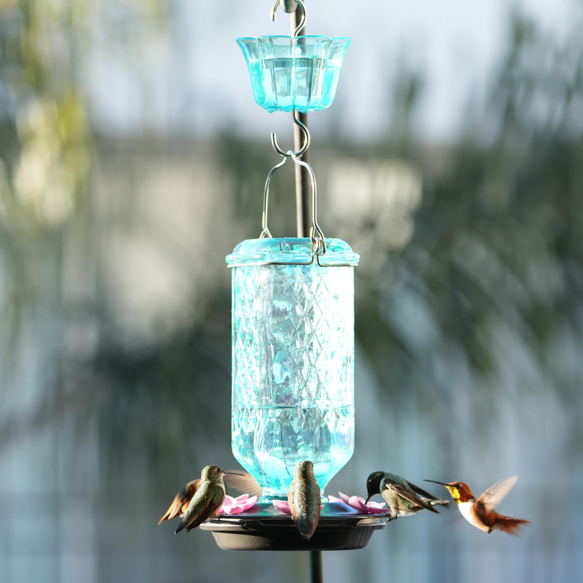 Nature’s Way Dewdrop Column outdoor display that blends with garden decor.