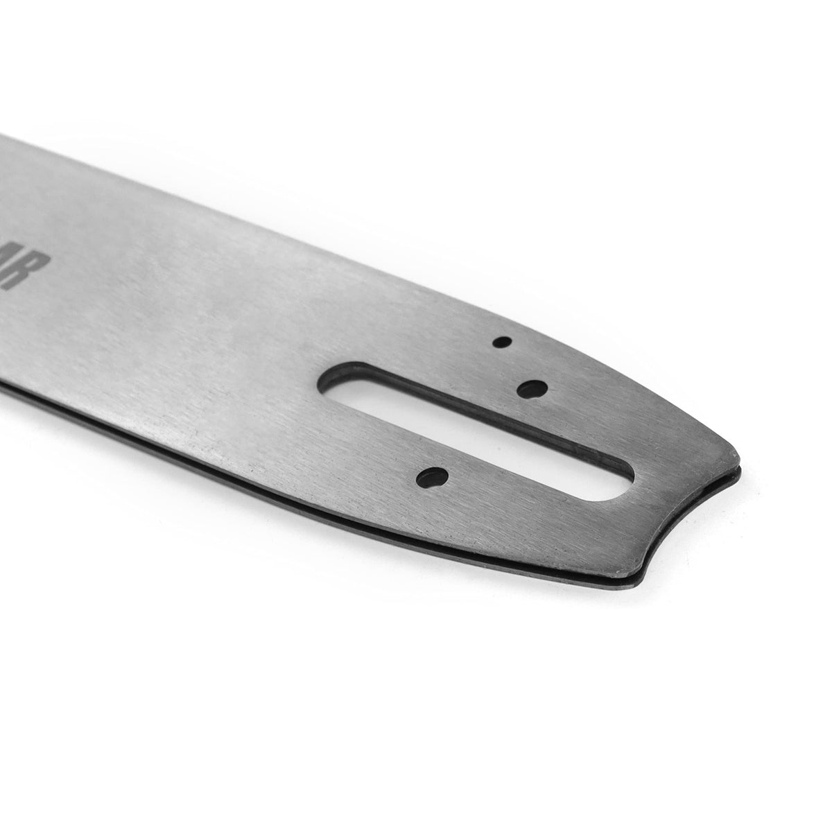 NEO-TEC 84 drive links ensure consistent engagement along the bar