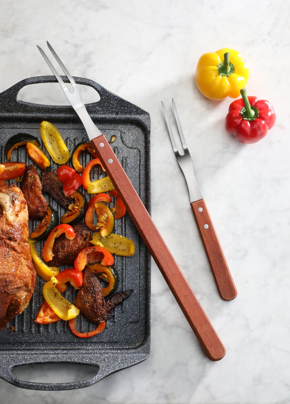 New Star Foodservice BBQ fork ergonomic grip for comfortable use.
