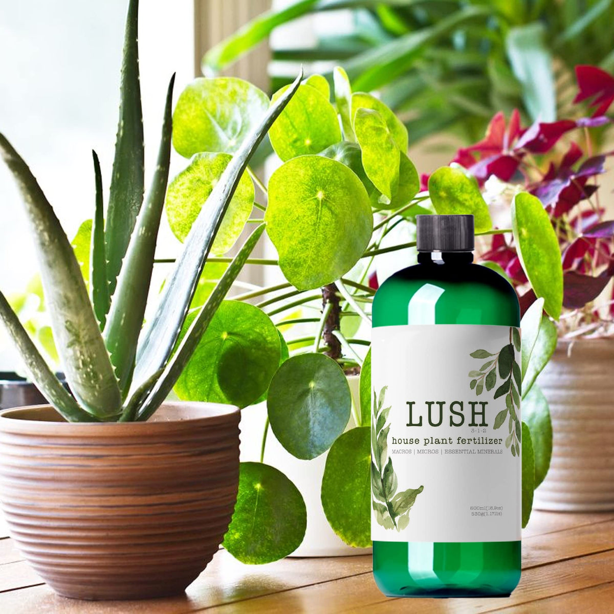 NilocG Lush app-ready mixing photo shows easy dilution in water.