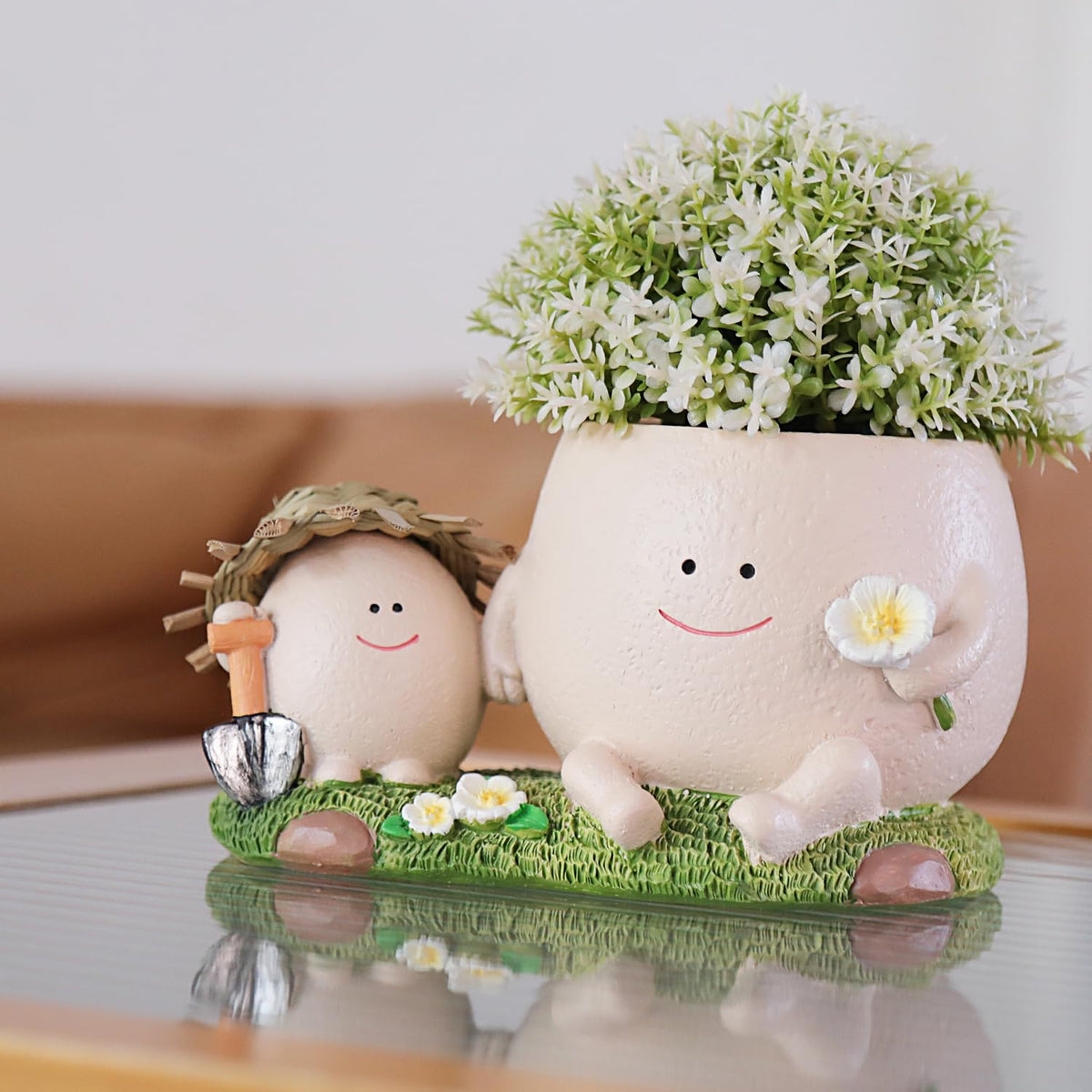 NINIPAPA cute smiley-face planter closeup for vibrant indoor decor