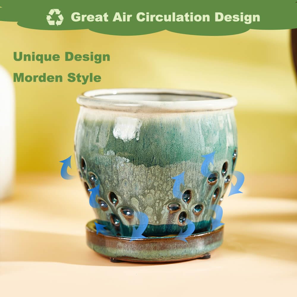 NiSevenLiving attached saucer enables easy movement and mess-free placement.