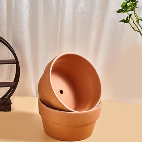NiSevenLiving two-pack pot setup offers affordable stylish planters for mixed greenery