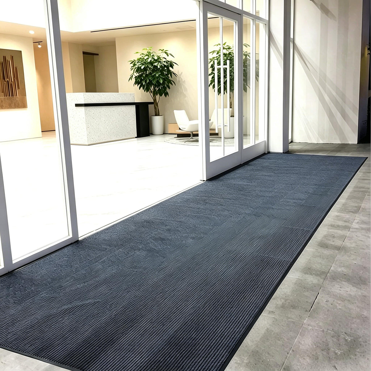 Nisorpa door mat with PVC backing prevents slipping on hard floors.
