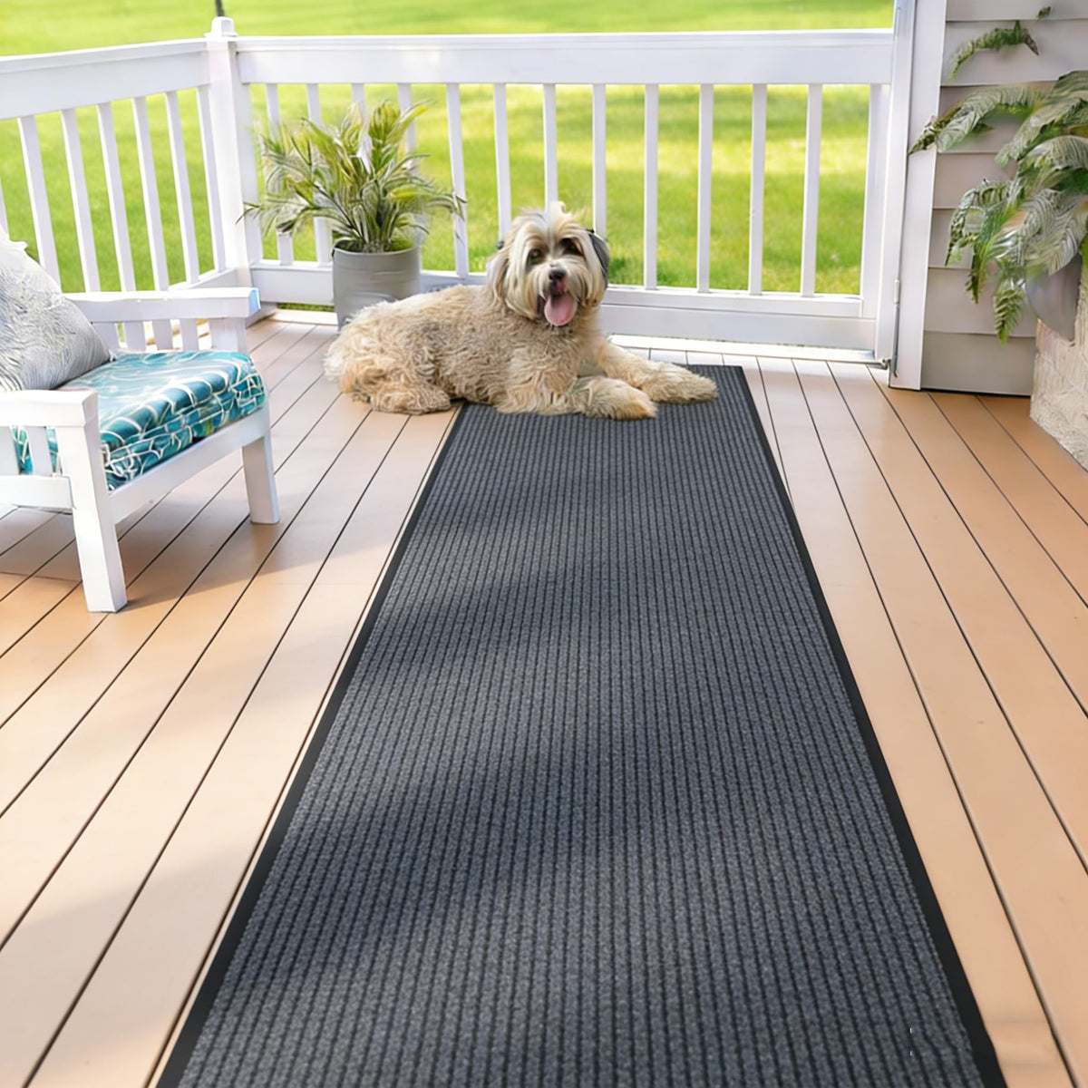 Nisorpa polypropylene-top mat resists shedding for long-lasting use.
