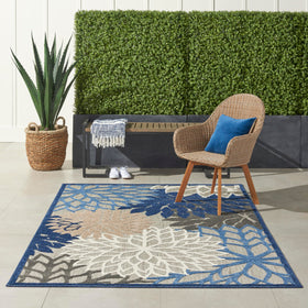 Nourison Aloha flat weave texture offers a contemporary underfoot feel