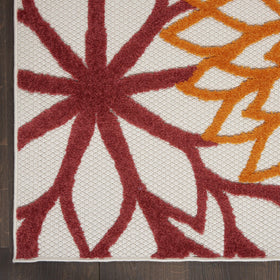 Nourison Aloha indoor/outdoor rug suits patios and living spaces.