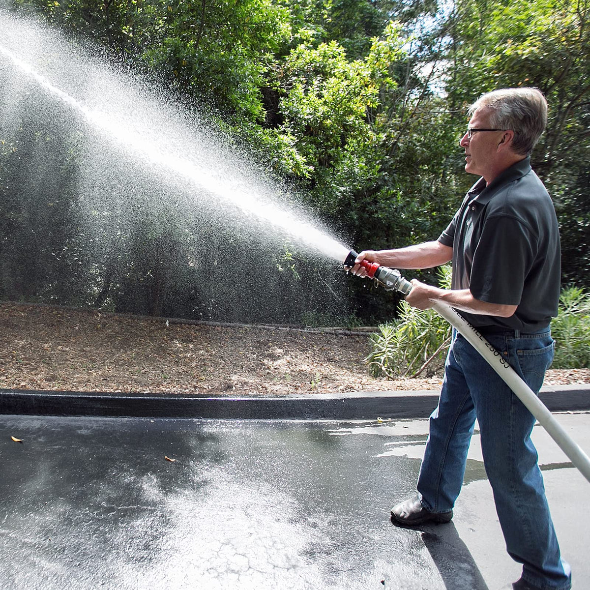 NOVINO delivers about 60 GPM, suitable for large-volume watering and cooling tasks.