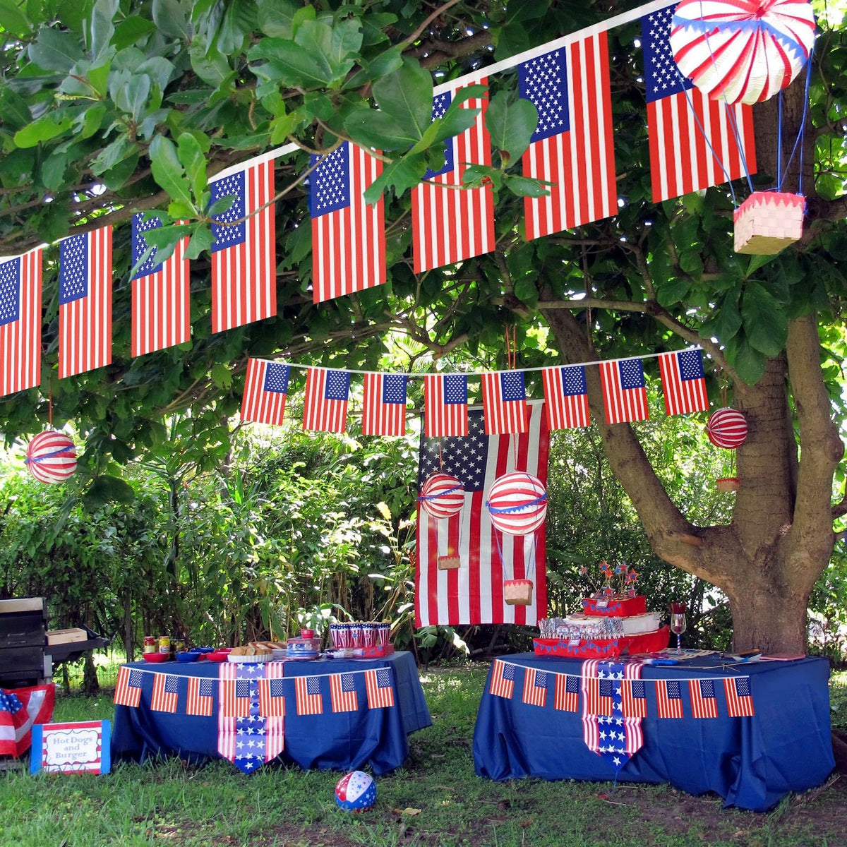 NOVWANG American Flag Banner suitable for walls, balconies, or fences.