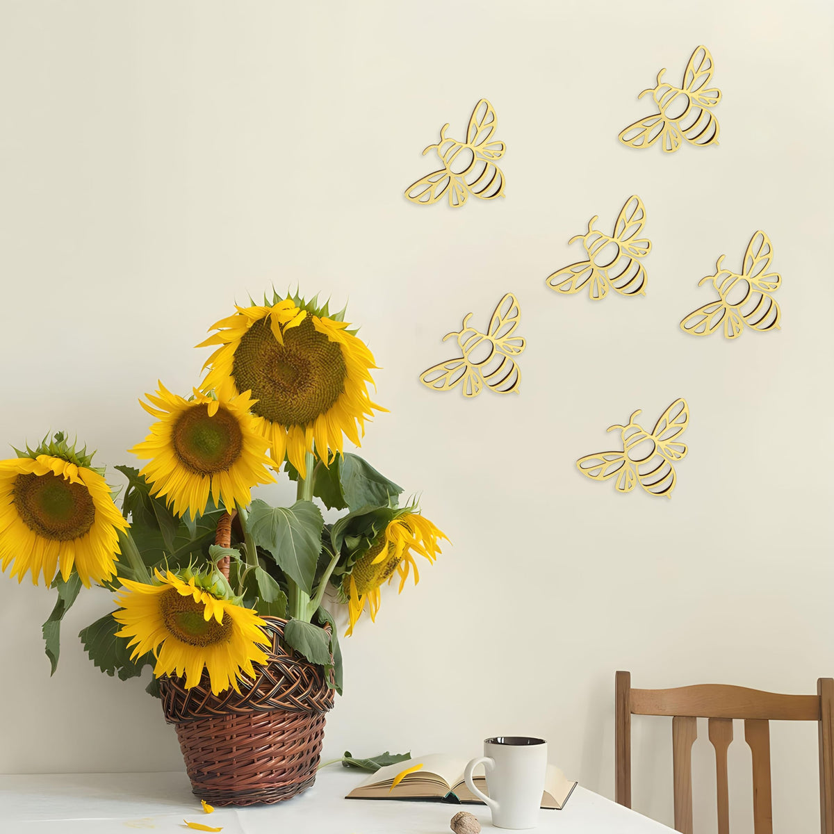 noxozoqm Bee Wall Decor with adhesive dots enables quick, tool-free mounting.