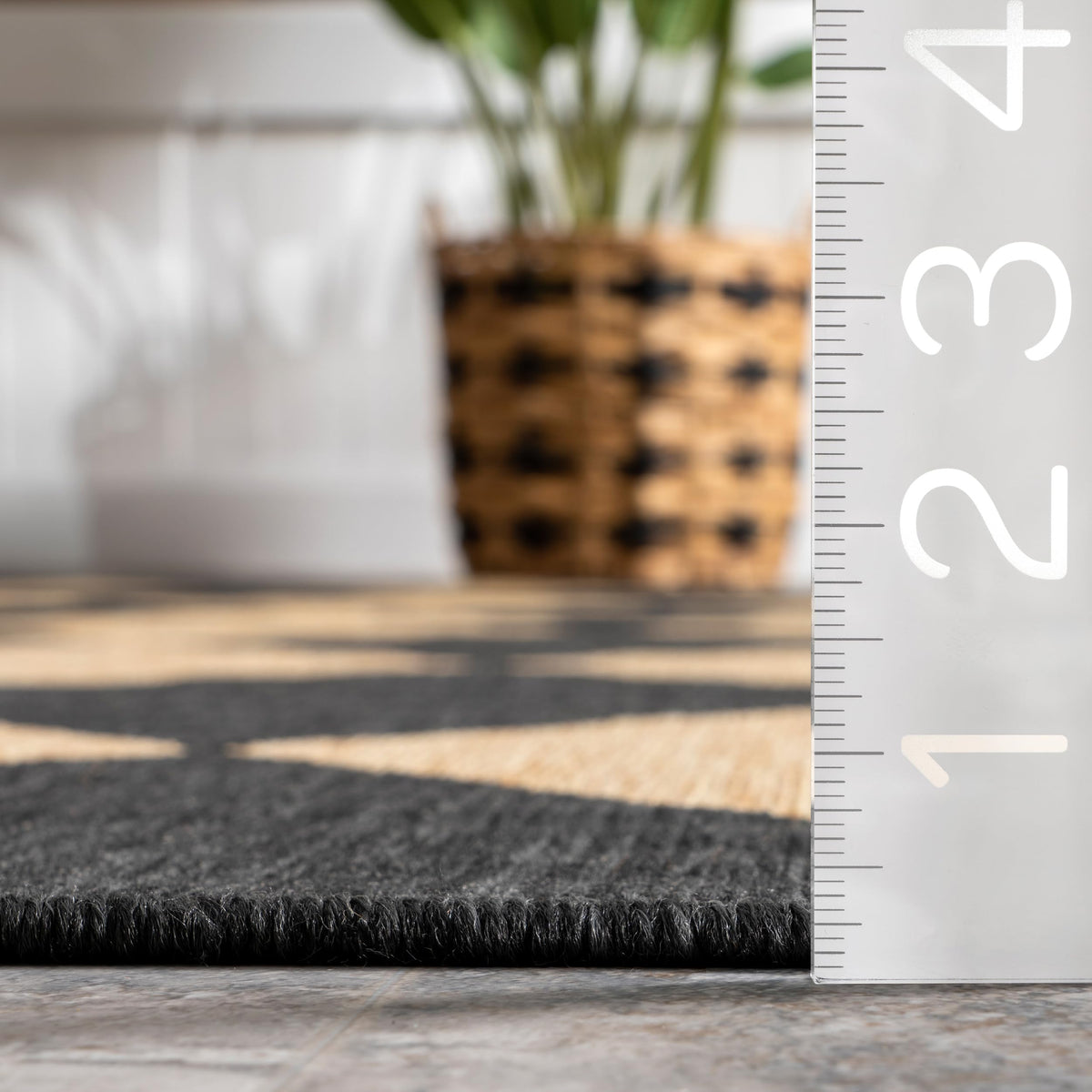 nuLOOM Sabina is designed for living rooms, patios, and high-traffic hallways.