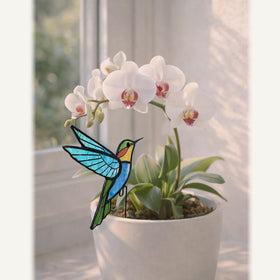 Nuvos AEON indoor/outdoor decor adds liveliness to balconies and windows