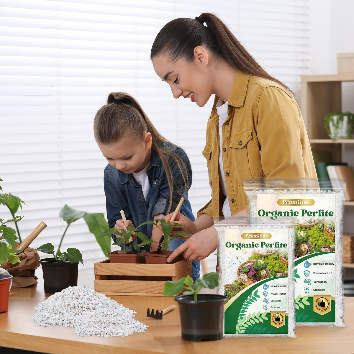 Lightweight Nyobely perlite expands root space without compressing roots