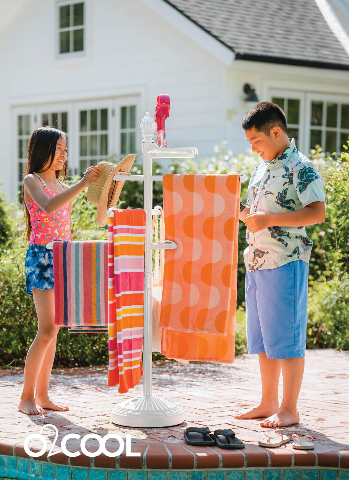 O2COOL Pool and Spa Valet tool-free assembly for quick setup.