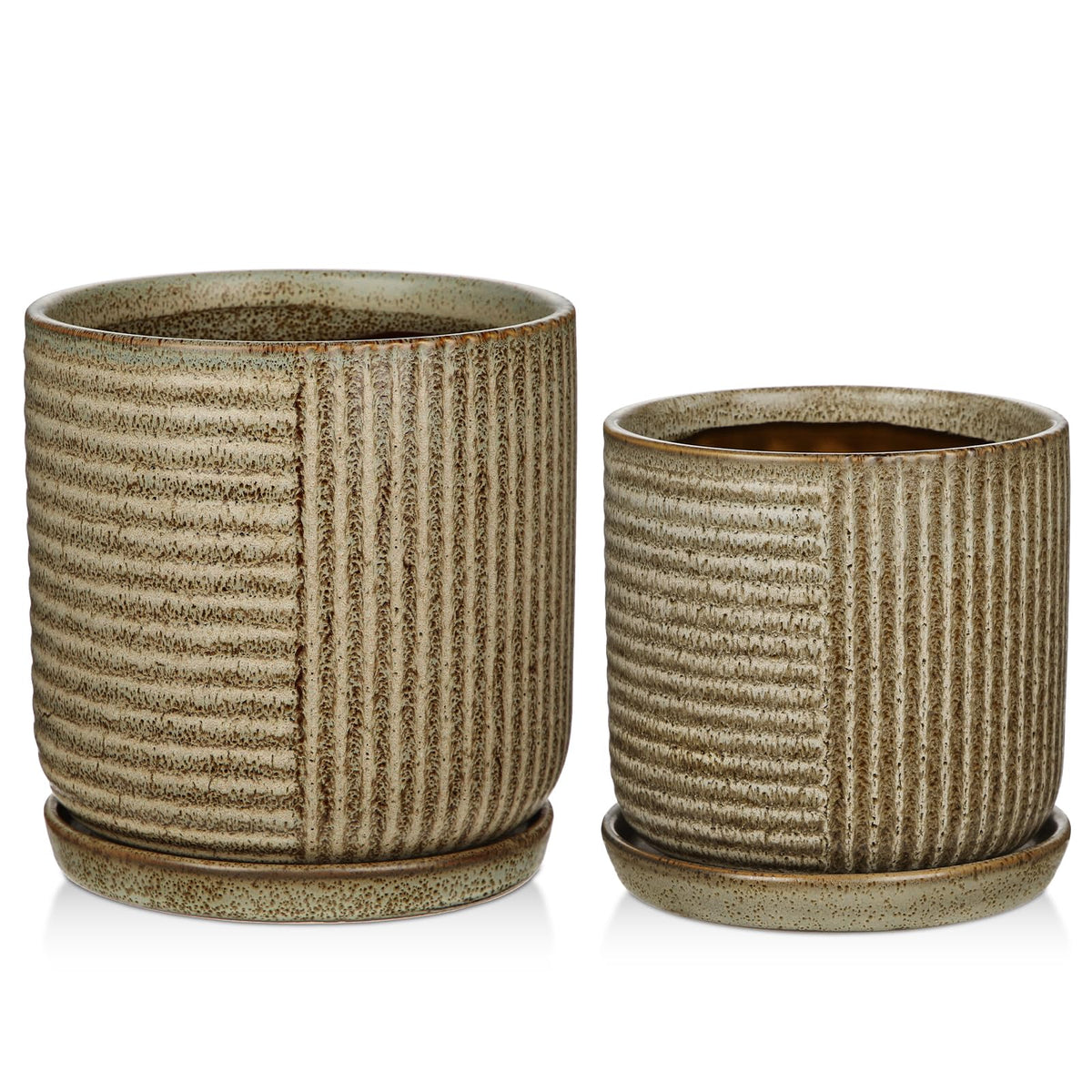 Oairse shelf-display ceramic pot for stylish plant arrangements.