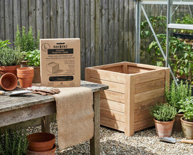OAKENZ square planter liner corner-feet-ready enables improved drainage and airflow.