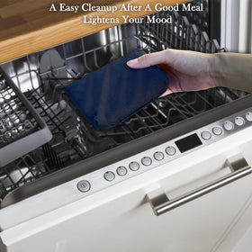 OATISLIFE nylon-handle demonstrates durable design for high-heat grill cleaning.