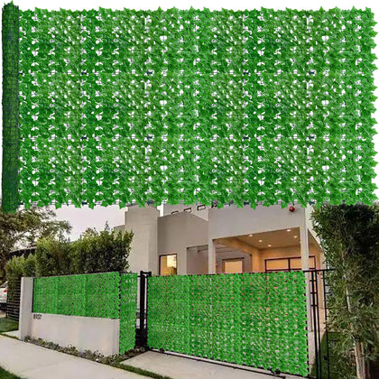 ODTORY artificial ivy fence panel close-up with lush leaves for privacy and visual appeal.