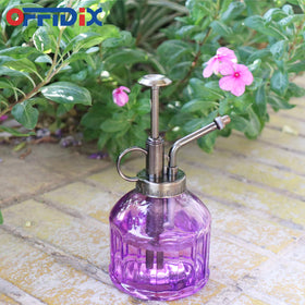 OFFIDIX versatile spray bottle supports indoor and outdoor misting tasks