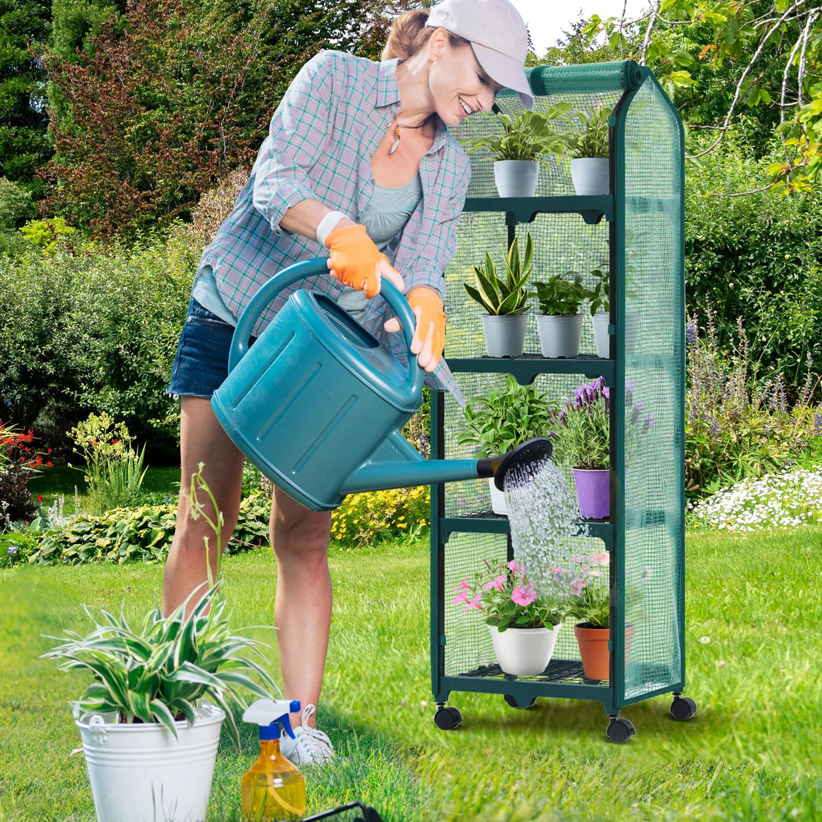 Ohuhu Mini Greenhouse makes a thoughtful gift for plant lovers