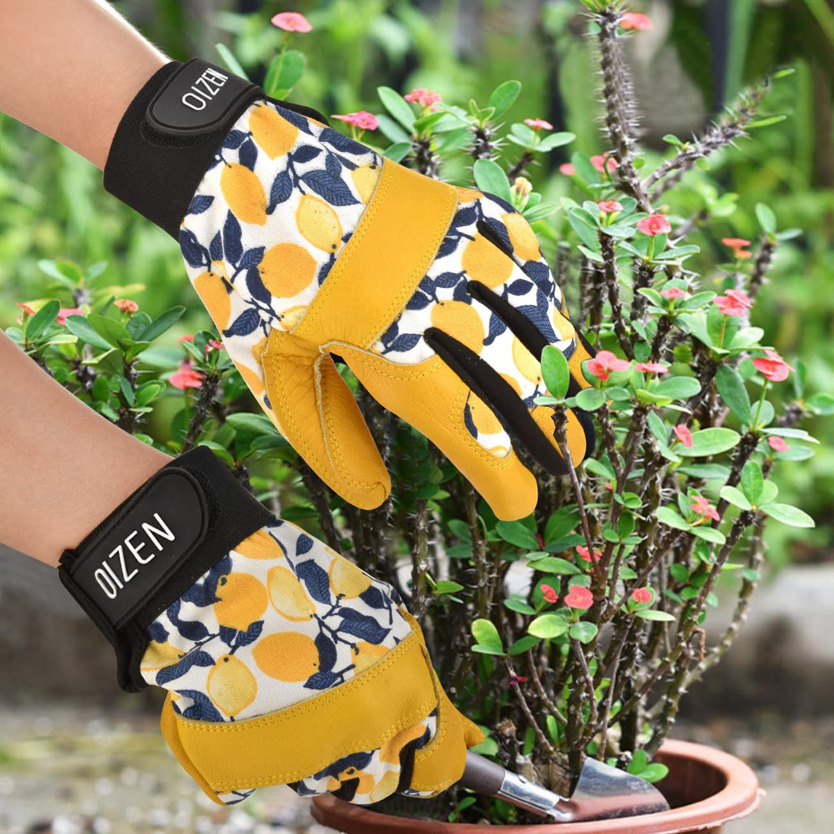 OIZEN gloves touchscreen compatibility enables phone use while gardening