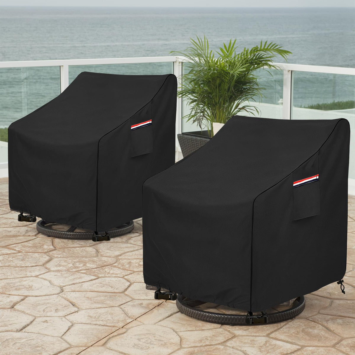 Okcool padded handles enable easy fitting and removal.