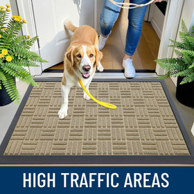 OLANLY beveled edge prevents water pooling for a dry entry.