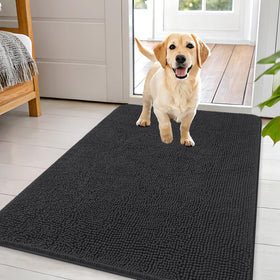 OLANLY dog door mat absorbs moisture and dirt at the entry