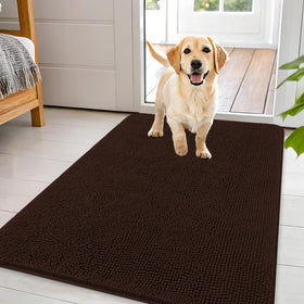 OLANLY dog door mat with muddy paws absorbs moisture at the entry