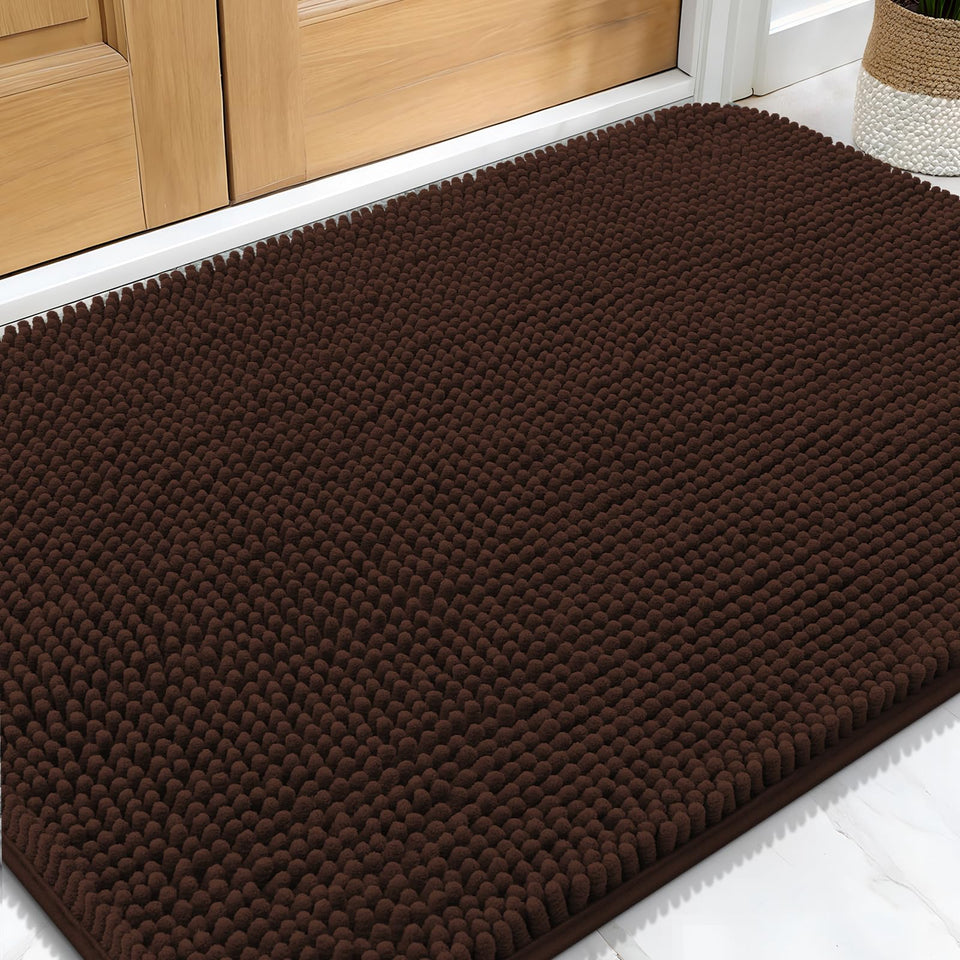 OLANLY dog door mat chenille close-up showing absorbent fibers trapping muddy paws