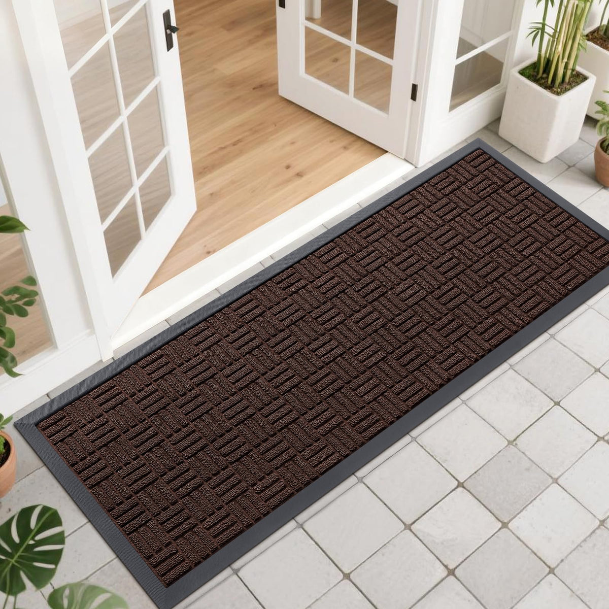 OLANLY absorbent dirt capture mat at entry, keeping floors cleaner.