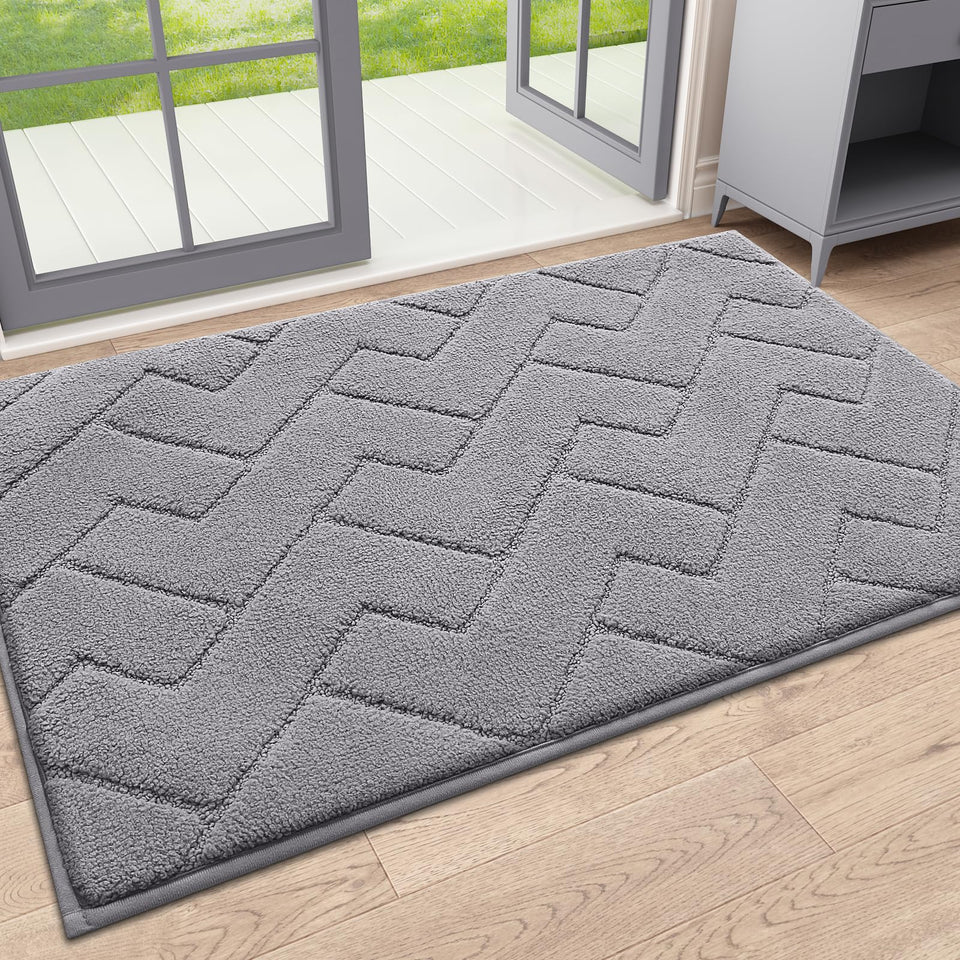 OLANLY Indoor Door Mat water-absorption helps protect floors from moisture.