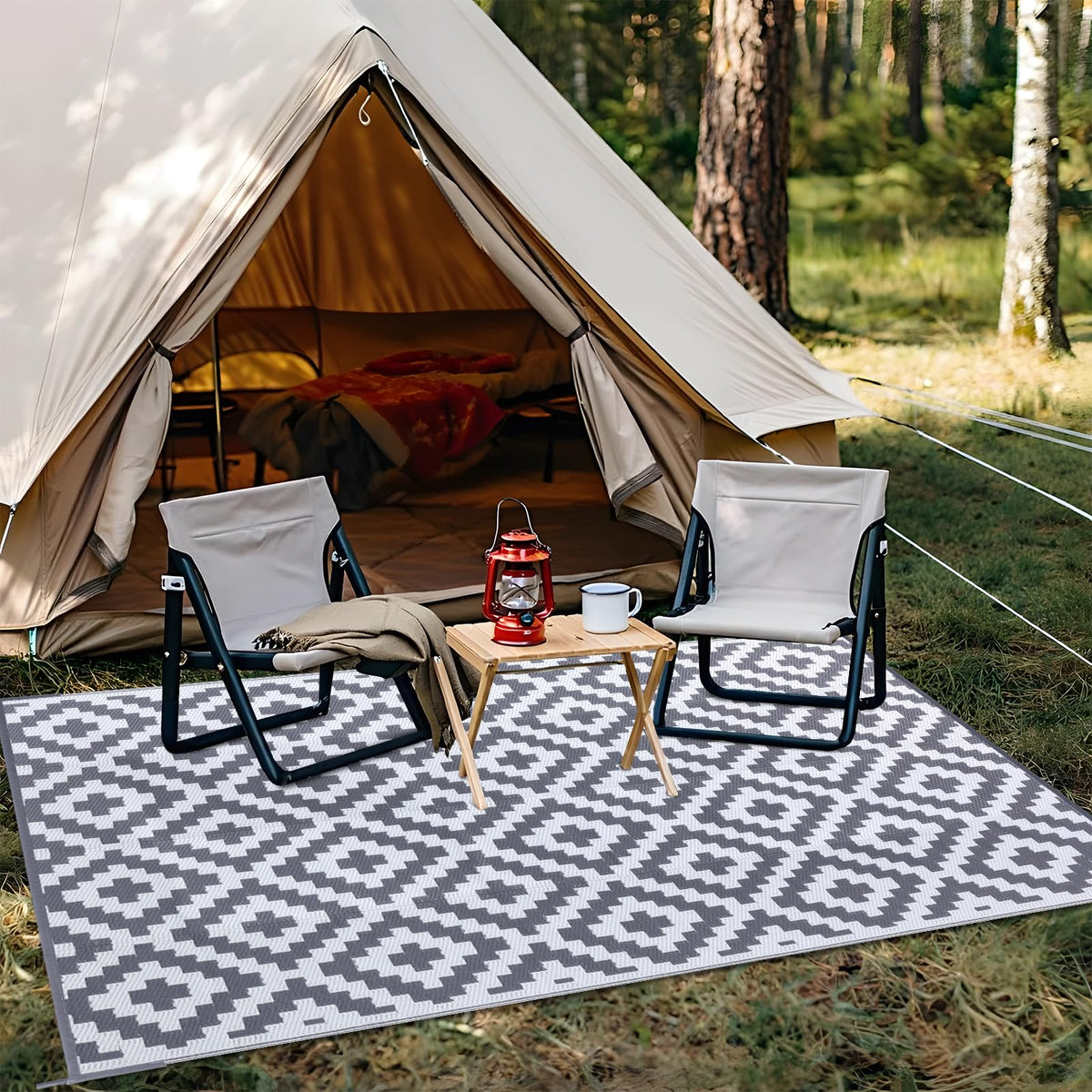 OLANLY Compact-storage rug fits in small spaces for camping and RV trips