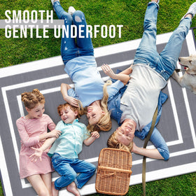 OLANLY UV-resistant outdoor rug designed to resist fading