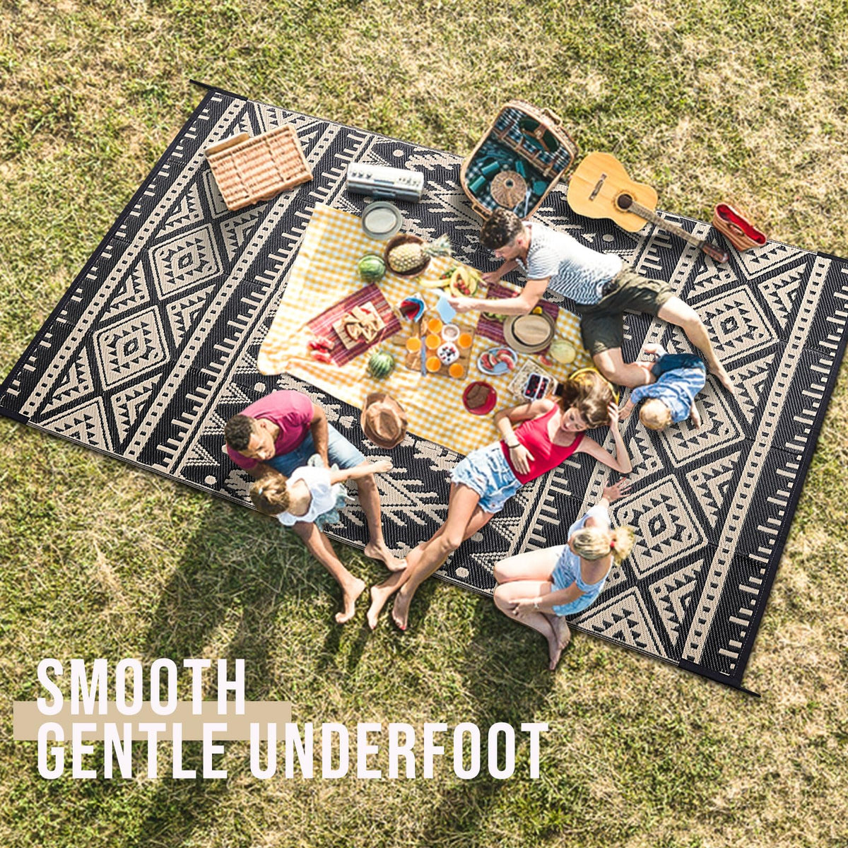 OLANLY soft outdoor rug offers comfortable bare feet.