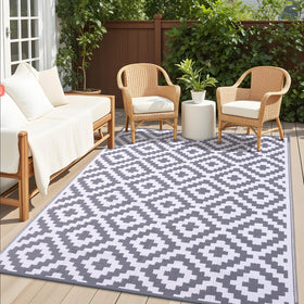 OLANLY waterproof outdoor rug 6x9 with reversible grey-white pattern, ideal for porches and decks