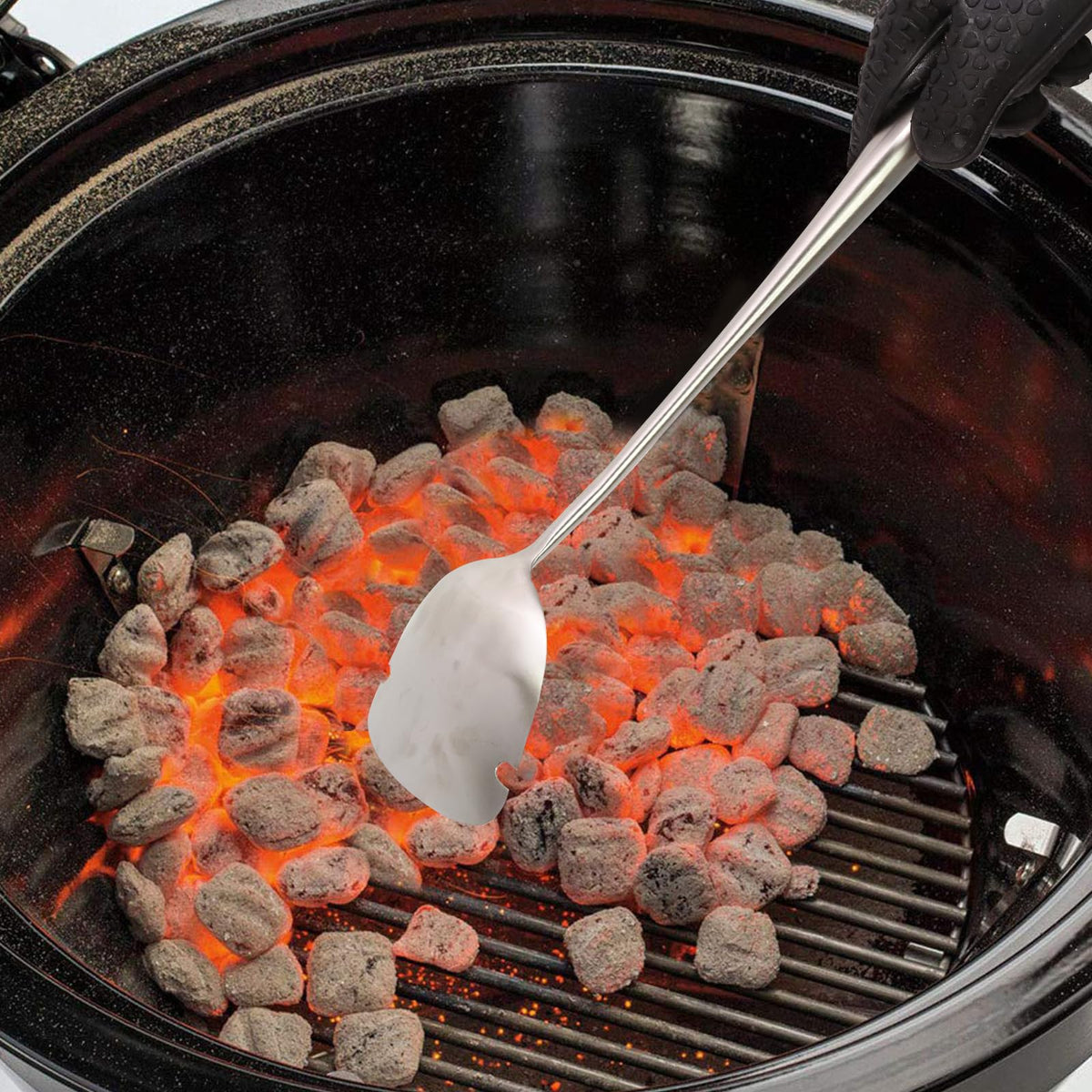 OLIGAI rake works with smokers, kamado grills, and stoves