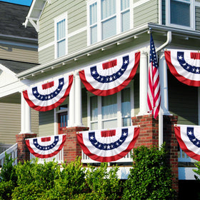 Olixmlya outdoor flag hanging setup for quick patriotic decorating.