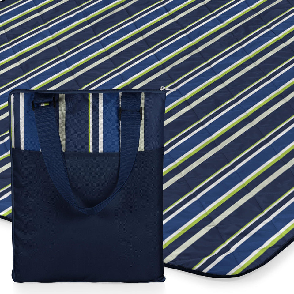 ONIVA Vista blanket in blue stripes laid out for a sunny picnic.