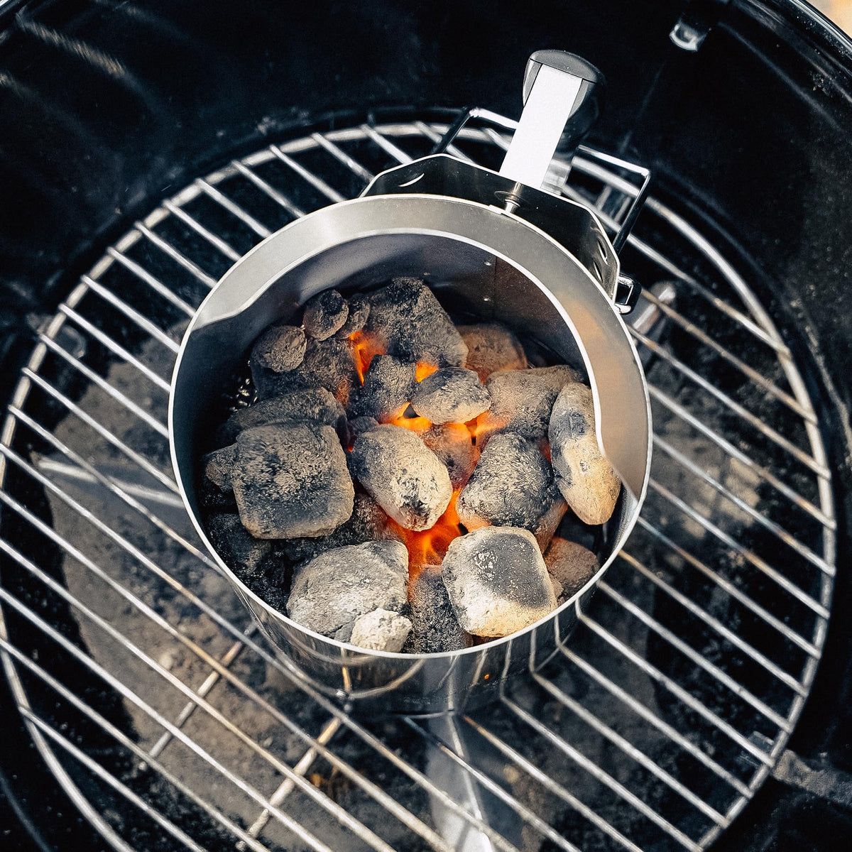 Onlyfire Heavy Duty Deluxe BBQ Chimney Starter fits a wide range of grills for versatility