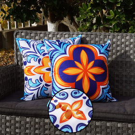 ONWAY waterproof cushion cover resists stains on bench or poolside