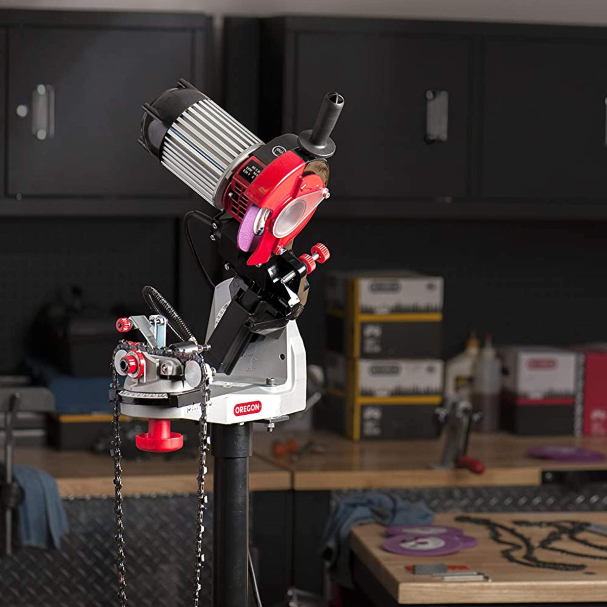 Oregon universal chain sharpener setup for many chain types.