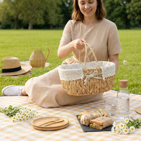 OrgaNatureQueen water hyacinth basket with removable lining for quick cleaning after picnics.