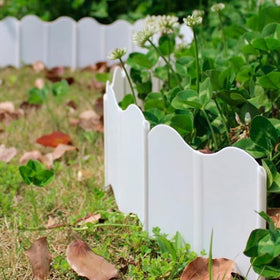 Orgrimmar PP material edging is durable and recyclable for eco-friendly gardens.