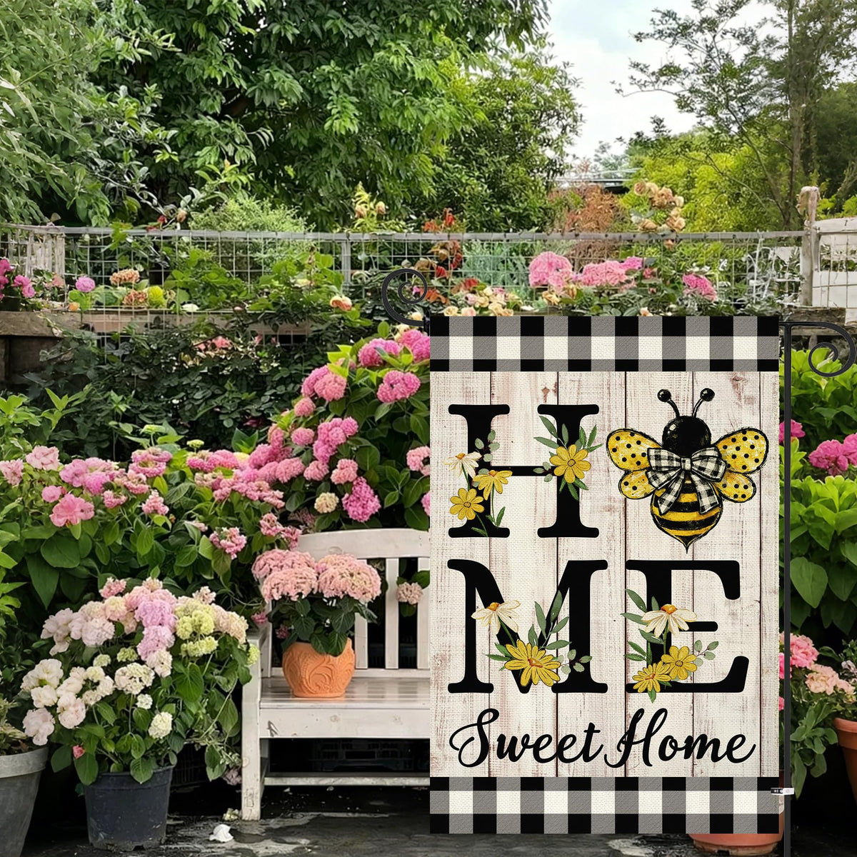 ORTIGIA Double sided outdoor flag; easy to see from every angle in your garden.